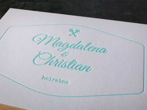 Letterpress Buchdruck Baumwollpapier Farbschnitt Goldschnitt hochwertig Hochzeitseinladung Einladung Hochzeit außergewöhnlich ausgefallen Schreibschrift exklusiv